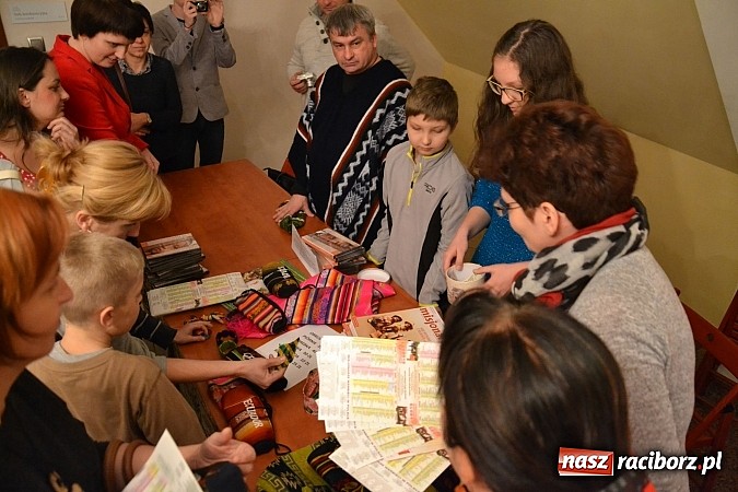 Zdjęcie w galerii na portalu naszraciborz.pl: XI Festiwal Podróżniczy Wiatraki - pełna sala na Bieleckim wiadomości z regionu