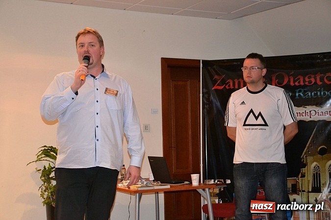 Zdjęcie w galerii na portalu naszraciborz.pl: XI Festiwal Podróżniczy Wiatraki - pełna sala na Bieleckim wiadomości z regionu