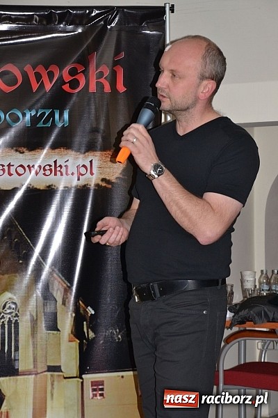 Zdjęcie w galerii na portalu naszraciborz.pl: XI Festiwal Podróżniczy Wiatraki - pełna sala na Bieleckim wiadomości z regionu