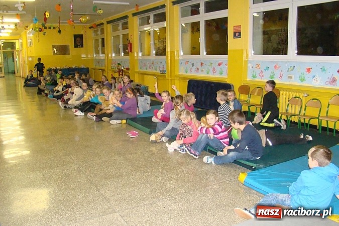 Zdjęcie w galerii na portalu naszraciborz.pl: Biwak nocny w Zespole Szk&oacute;ł w Krzanowicach wiadomości z regionu