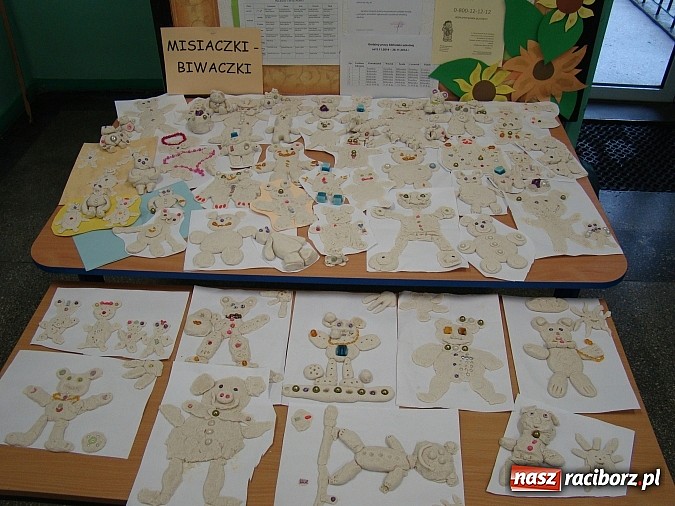 Zdjęcie w galerii na portalu naszraciborz.pl: Biwak nocny w Zespole Szk&oacute;ł w Krzanowicach wiadomości z regionu