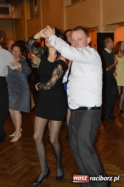 Zdjęcie w galerii na portalu naszraciborz.pl: Szalona zabawa andrzejkowa OSP Pietraszyn wiadomości z regionu