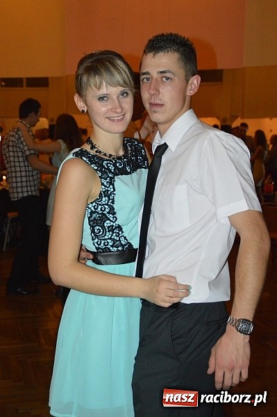 Zdjęcie w galerii na portalu naszraciborz.pl: Szalona zabawa andrzejkowa OSP Pietraszyn wiadomości z regionu