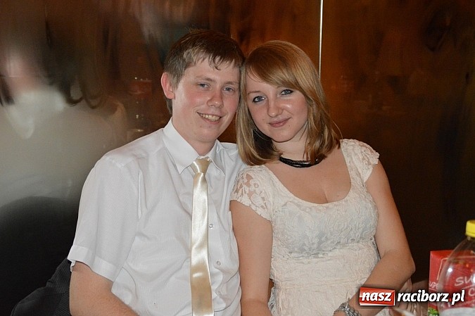 Zdjęcie w galerii na portalu naszraciborz.pl: Szalona zabawa andrzejkowa OSP Pietraszyn wiadomości z regionu