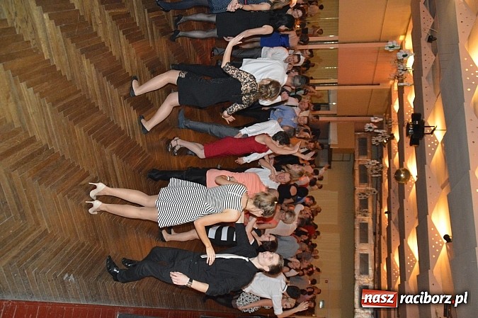 Zdjęcie w galerii na portalu naszraciborz.pl: Szalona zabawa andrzejkowa OSP Pietraszyn wiadomości z regionu