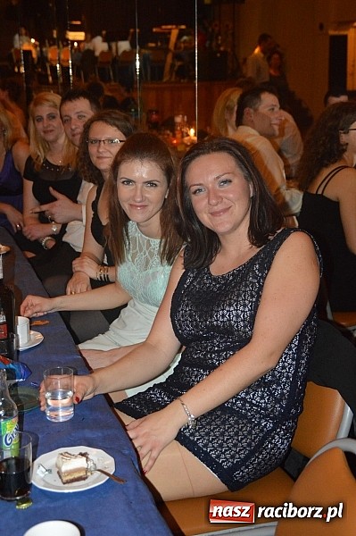 Zdjęcie w galerii na portalu naszraciborz.pl: Szalona zabawa andrzejkowa OSP Pietraszyn wiadomości z regionu