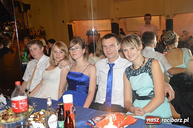 Zdjęcie w galerii na portalu naszraciborz.pl: Szalona zabawa andrzejkowa OSP Pietraszyn wiadomości z regionu