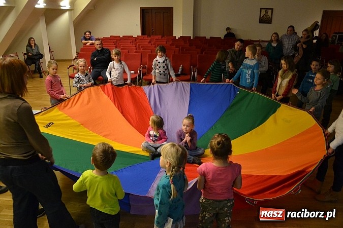 Zdjęcie w galerii na portalu naszraciborz.pl: XI Festiwal Podróżniczy Wiatraki już za nami wiadomości z regionu