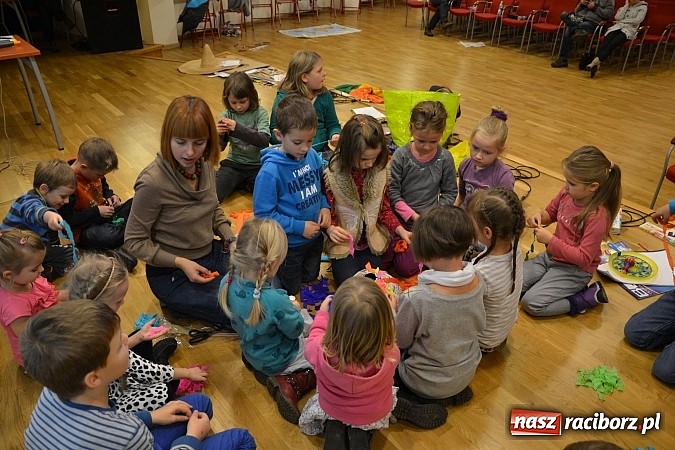 Zdjęcie w galerii na portalu naszraciborz.pl: XI Festiwal Podróżniczy Wiatraki już za nami wiadomości z regionu