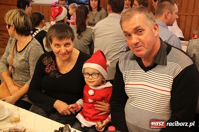 Zdjęcie w galerii na portalu naszraciborz.pl: W Wojnowicach był już św. Mikołaj wiadomości z regionu