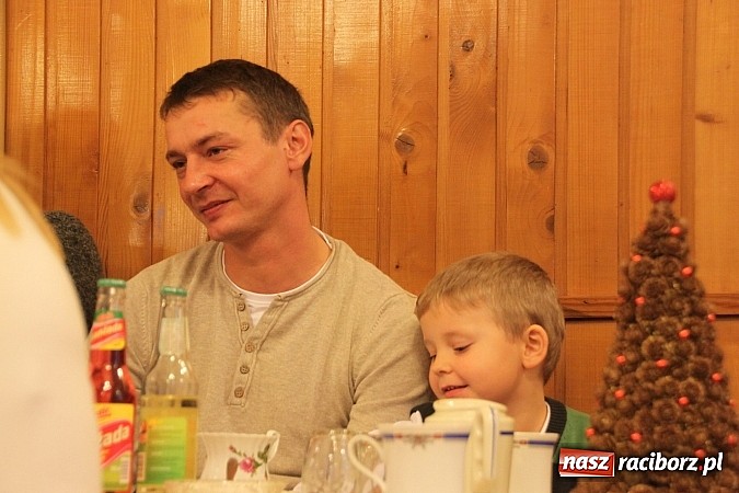 Zdjęcie w galerii na portalu naszraciborz.pl: W Wojnowicach był już św. Mikołaj wiadomości z regionu