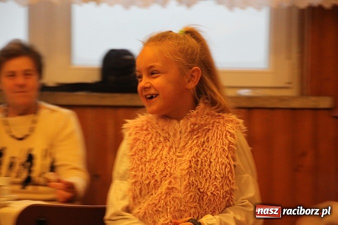 Zdjęcie w galerii na portalu naszraciborz.pl: W Wojnowicach był już św. Mikołaj wiadomości z regionu