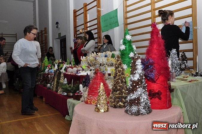 Zdjęcie w galerii na portalu naszraciborz.pl: W Sudole już świątecznie wiadomości z regionu