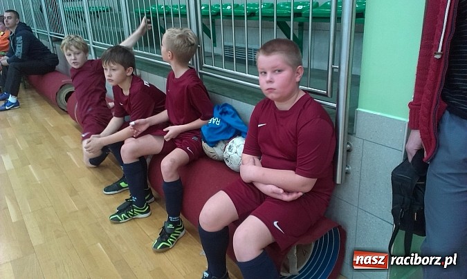 Zdjęcie w galerii na portalu naszraciborz.pl: Powiatowe finały XV edycji turnieju piłki nożnej Z podwórka na stadion o Puchar Tymbarku wiadomości z regionu