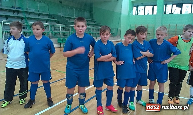 Zdjęcie w galerii na portalu naszraciborz.pl: Powiatowe finały XV edycji turnieju piłki nożnej Z podwórka na stadion o Puchar Tymbarku wiadomości z regionu