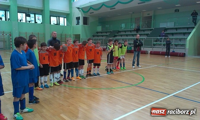 Zdjęcie w galerii na portalu naszraciborz.pl: Powiatowe finały XV edycji turnieju piłki nożnej Z podwórka na stadion o Puchar Tymbarku wiadomości z regionu