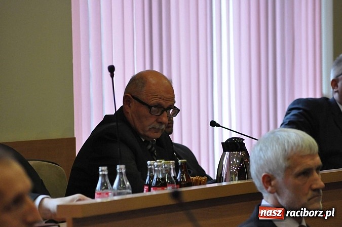 Zdjęcie w galerii na portalu naszraciborz.pl: Pierwsza sesja nowej Rady Miasta. Poznaliśmy radnych funkcyjnych wiadomości z regionu