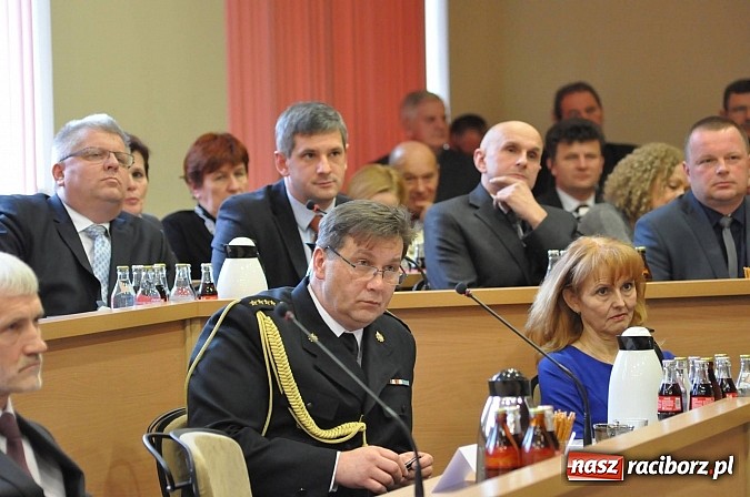Zdjęcie w galerii na portalu naszraciborz.pl: Pierwsza sesja nowej Rady Miasta. Poznaliśmy radnych funkcyjnych wiadomości z regionu