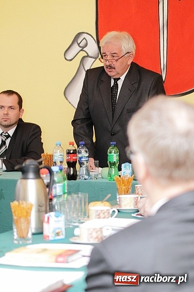 Zdjęcie w galerii na portalu naszraciborz.pl: Uroczysta sesja nowej rady w Krzanowicach wiadomości z regionu