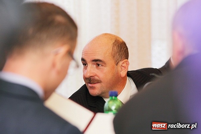 Zdjęcie w galerii na portalu naszraciborz.pl: Uroczysta sesja nowej rady w Krzanowicach wiadomości z regionu