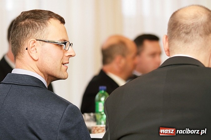 Zdjęcie w galerii na portalu naszraciborz.pl: Uroczysta sesja nowej rady w Krzanowicach wiadomości z regionu