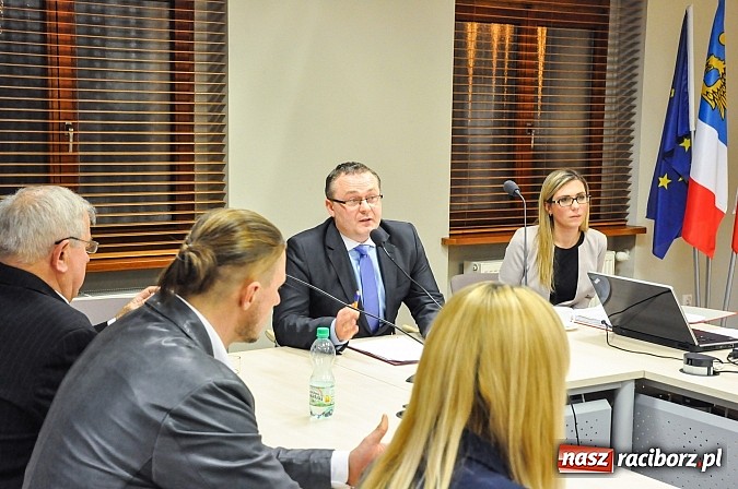 Zdjęcie w galerii na portalu naszraciborz.pl: Adam Wajda przewodniczącym Rady Powiatu. Kto zostanie starostą? wiadomości z regionu