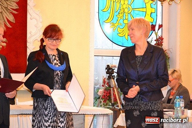 Zdjęcie w galerii na portalu naszraciborz.pl: Kuźnia Raciborska: Nowy burmistrz i radni już po ślubowaniu wiadomości z regionu