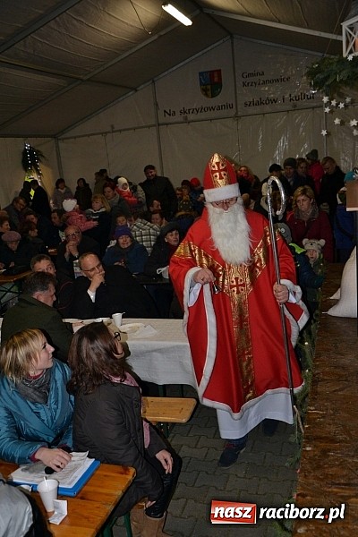 Zdjęcie w galerii na portalu naszraciborz.pl: Kiermasz świąteczny i Mikołaj w Zabełkowie wiadomości z regionu