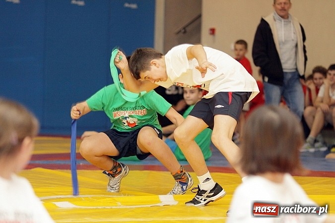 Zdjęcie w galerii na portalu naszraciborz.pl: Zapasy sportem wszystkich dzieci wiadomości z regionu