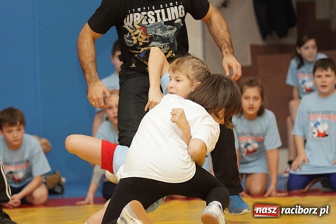 Zdjęcie w galerii na portalu naszraciborz.pl: Zapasy sportem wszystkich dzieci wiadomości z regionu
