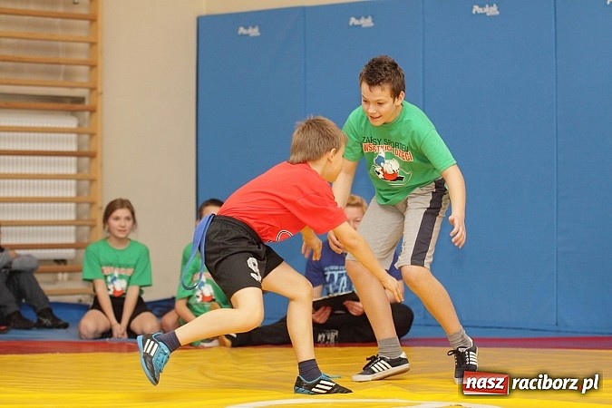 Zdjęcie w galerii na portalu naszraciborz.pl: Zapasy sportem wszystkich dzieci wiadomości z regionu