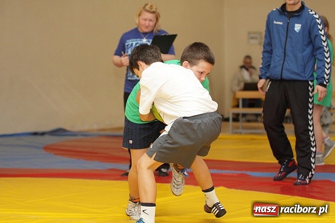 Zdjęcie w galerii na portalu naszraciborz.pl: Zapasy sportem wszystkich dzieci wiadomości z regionu
