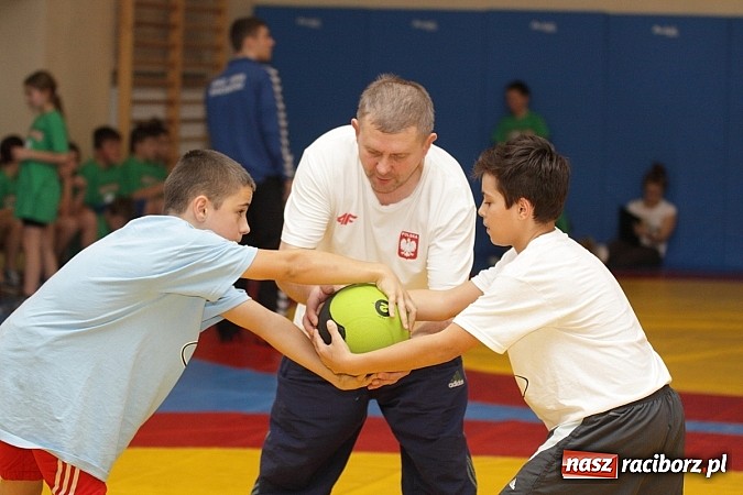 Zdjęcie w galerii na portalu naszraciborz.pl: Zapasy sportem wszystkich dzieci wiadomości z regionu