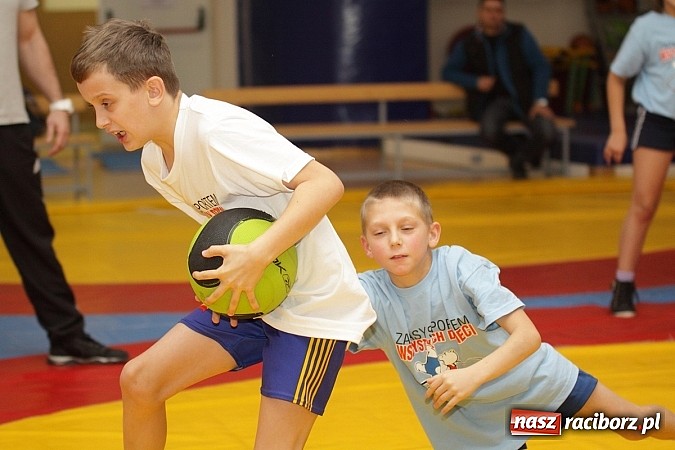 Zdjęcie w galerii na portalu naszraciborz.pl: Zapasy sportem wszystkich dzieci wiadomości z regionu