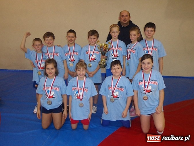 Zdjęcie w galerii na portalu naszraciborz.pl: Zapasy sportem wszystkich dzieci wiadomości z regionu
