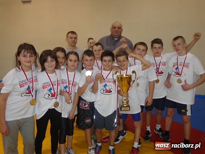 Zdjęcie w galerii na portalu naszraciborz.pl: Zapasy sportem wszystkich dzieci wiadomości z regionu