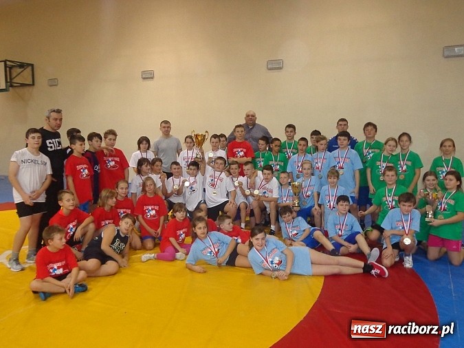 Zdjęcie w galerii na portalu naszraciborz.pl: Zapasy sportem wszystkich dzieci wiadomości z regionu