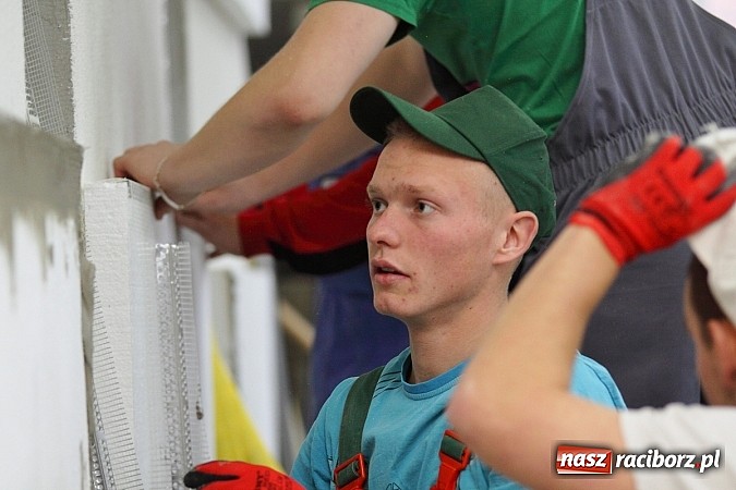 Zdjęcie w galerii na portalu naszraciborz.pl: W raciborskiej Budowlance trwa Turniej Budowlany wiadomości z regionu