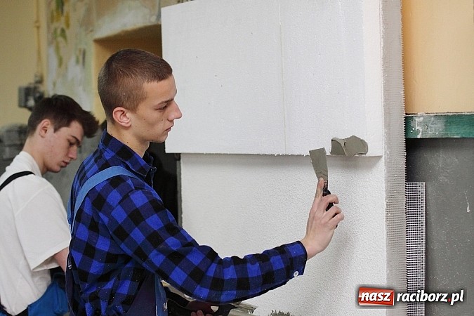 Zdjęcie w galerii na portalu naszraciborz.pl: W raciborskiej Budowlance trwa Turniej Budowlany wiadomości z regionu