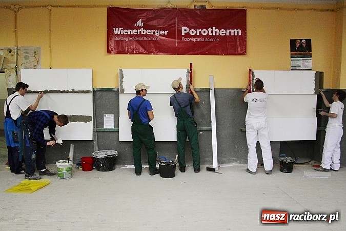 Zdjęcie w galerii na portalu naszraciborz.pl: W raciborskiej Budowlance trwa Turniej Budowlany wiadomości z regionu