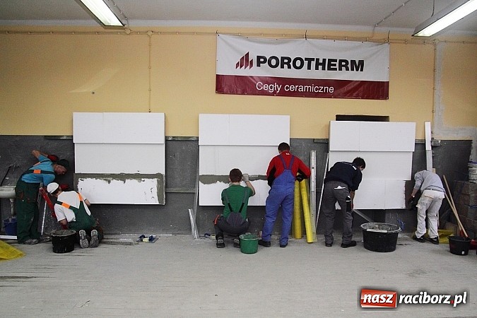 Zdjęcie w galerii na portalu naszraciborz.pl: W raciborskiej Budowlance trwa Turniej Budowlany wiadomości z regionu