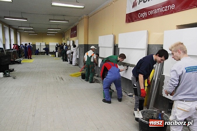 Zdjęcie w galerii na portalu naszraciborz.pl: W raciborskiej Budowlance trwa Turniej Budowlany wiadomości z regionu