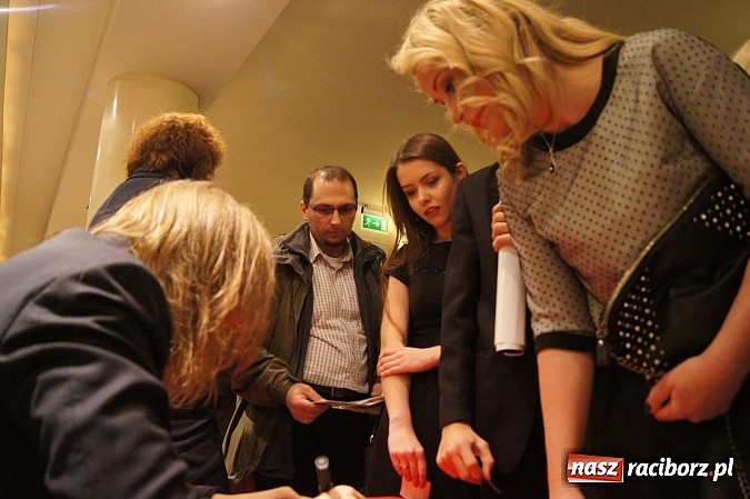 Zdjęcie w galerii na portalu naszraciborz.pl: Leszek Możdżer i orkiestra Aukso zaczarowali publiczność w RCK wiadomości z regionu