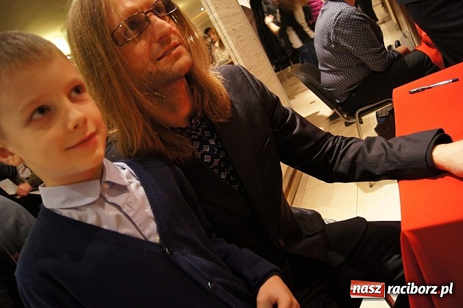 Zdjęcie w galerii na portalu naszraciborz.pl: Leszek Możdżer i orkiestra Aukso zaczarowali publiczność w RCK wiadomości z regionu