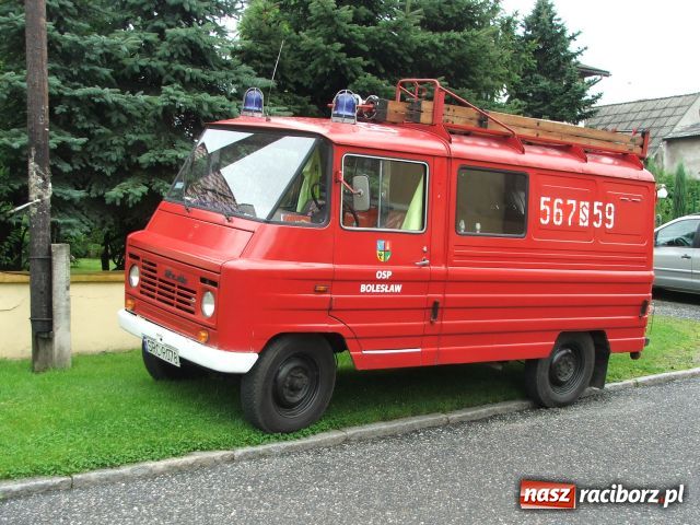 Zdjęcie w galerii na portalu naszraciborz.pl: Strażacki jubileusz w deszczu wiadomości z regionu