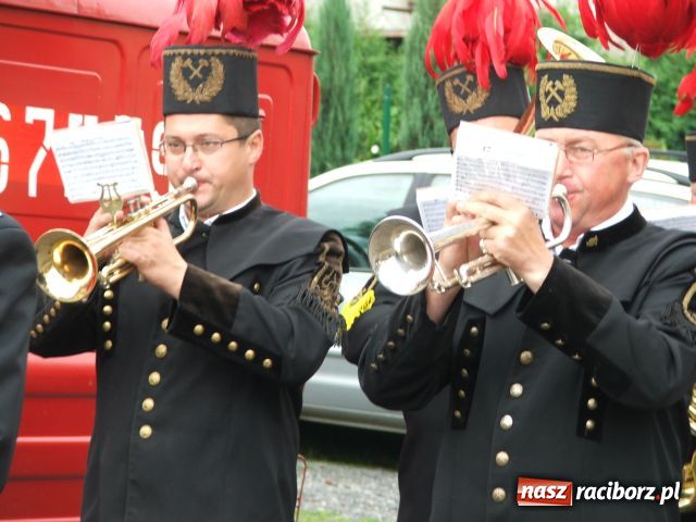 Zdjęcie w galerii na portalu naszraciborz.pl: Strażacki jubileusz w deszczu wiadomości z regionu