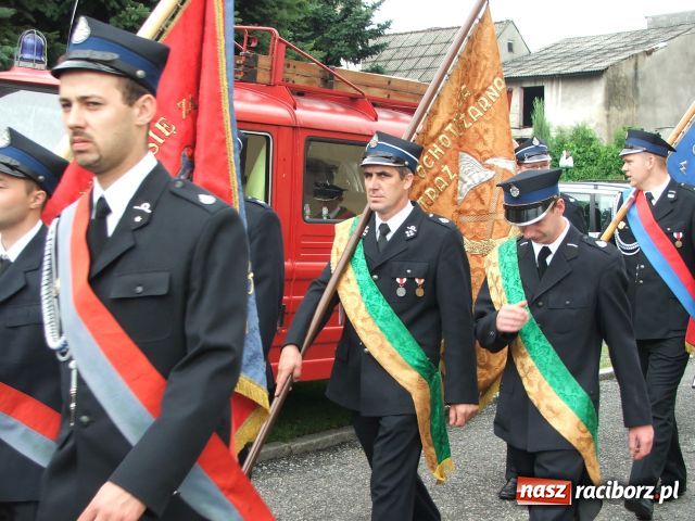 Zdjęcie w galerii na portalu naszraciborz.pl: Strażacki jubileusz w deszczu wiadomości z regionu
