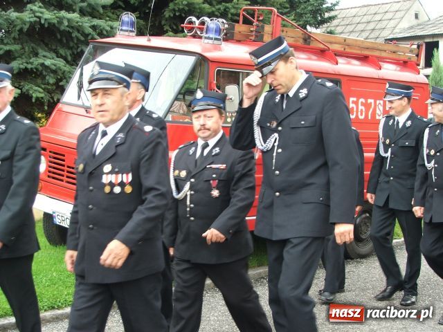 Zdjęcie w galerii na portalu naszraciborz.pl: Strażacki jubileusz w deszczu wiadomości z regionu