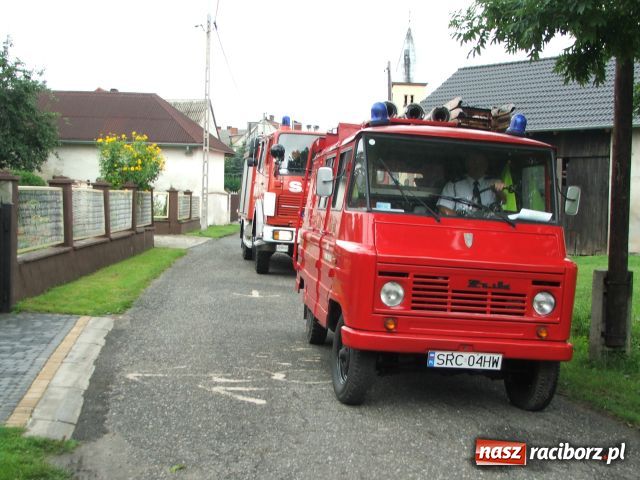 Zdjęcie w galerii na portalu naszraciborz.pl: Strażacki jubileusz w deszczu wiadomości z regionu