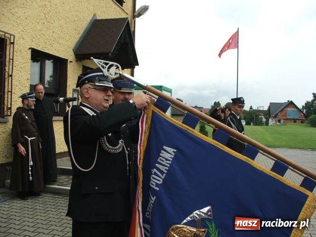 Zdjęcie w galerii na portalu naszraciborz.pl: Strażacki jubileusz w deszczu wiadomości z regionu